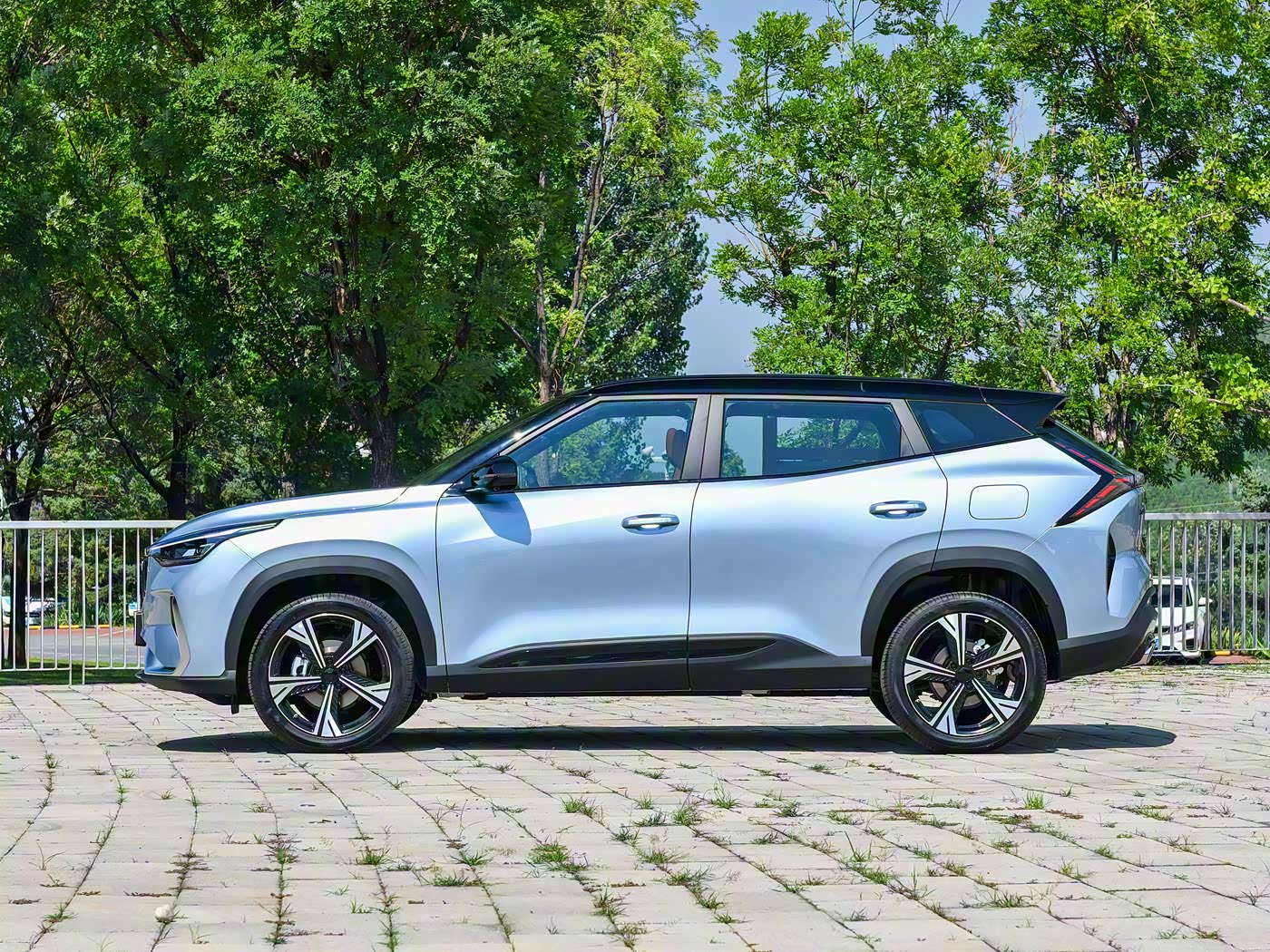 Geely Boyue 2026 — photo 4