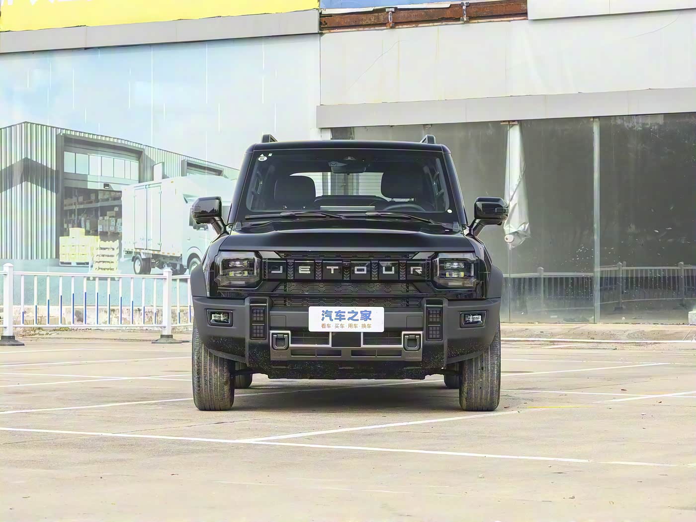 Jetour Traveler 2026 — photo 2